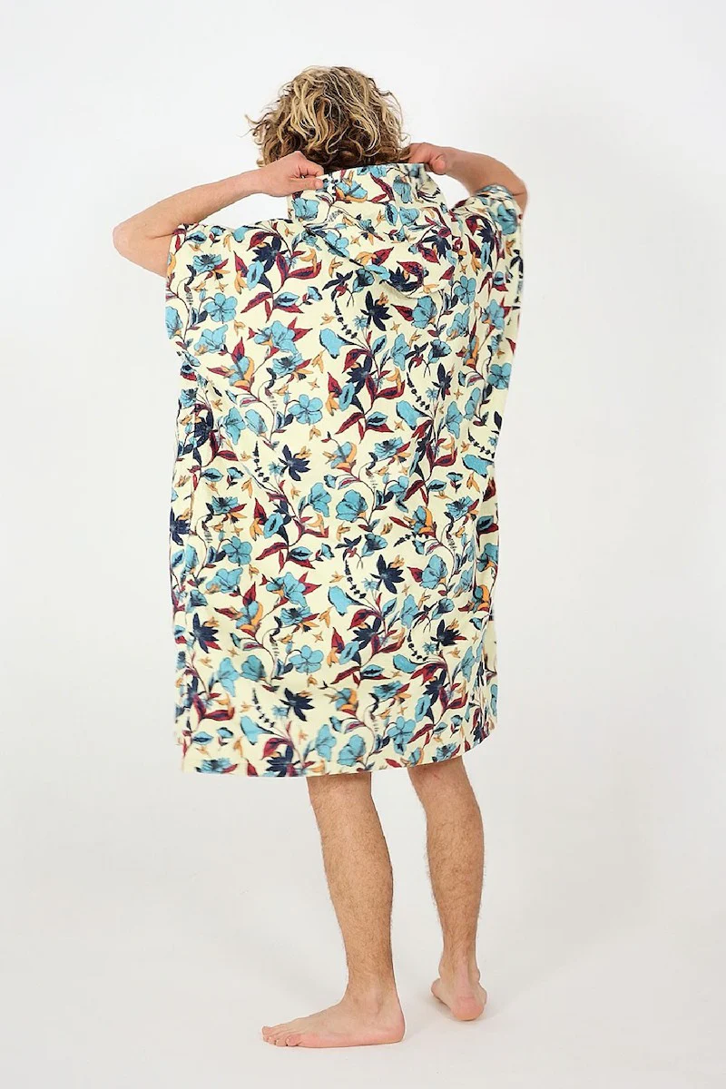 AFTER PONCHO HUMMING BIRDS almond – Image 3