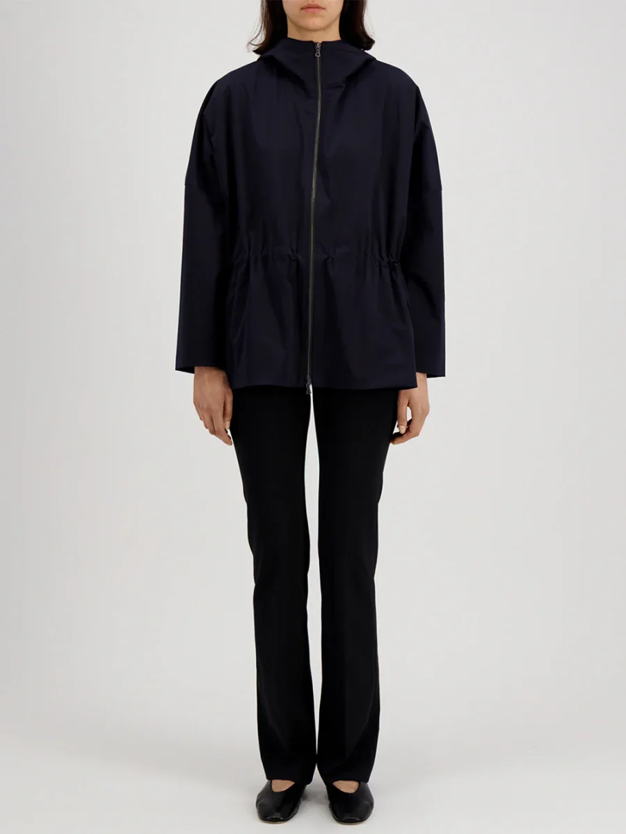 VESTE TECHNIQUE À CAPUCHE