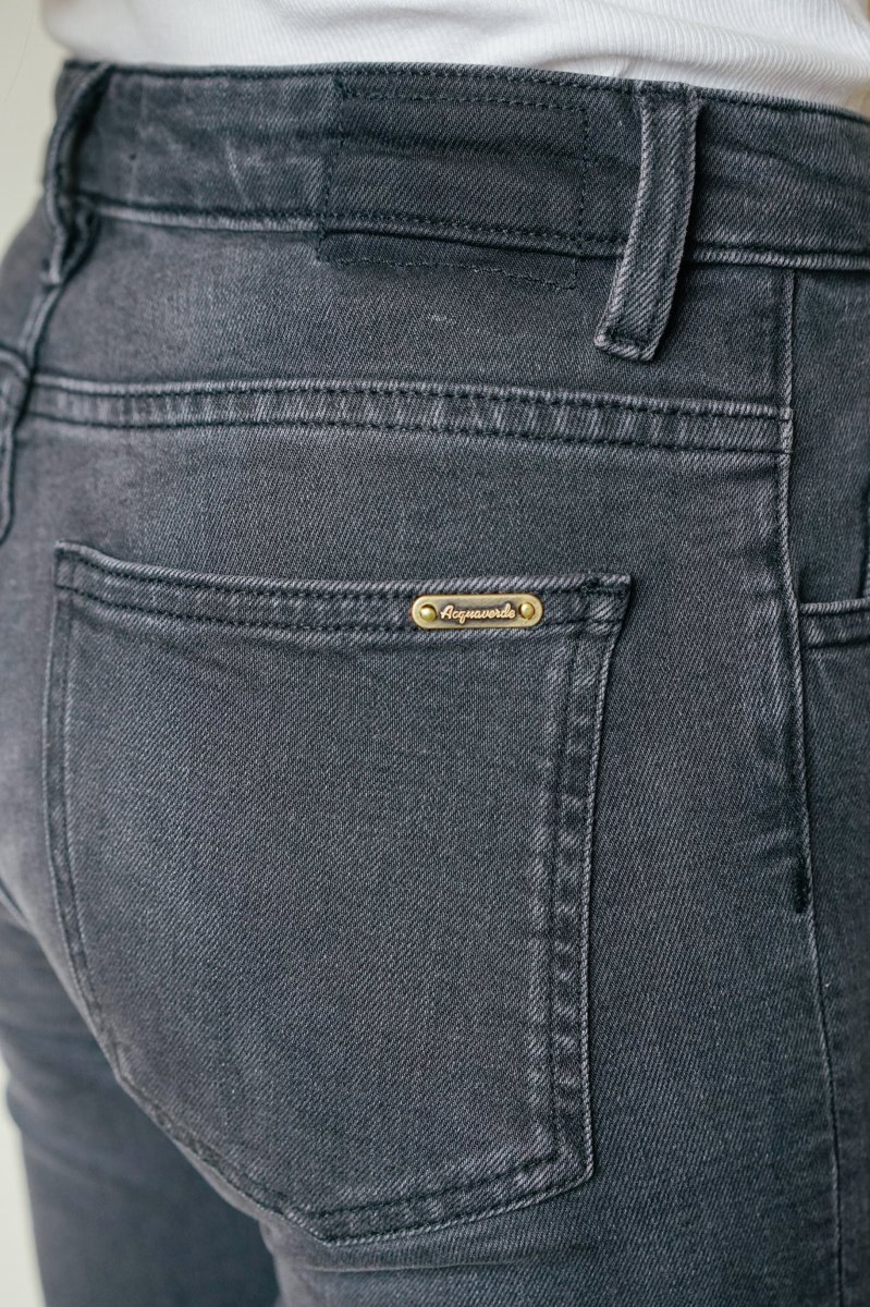 ACQUAVERDE - Jean Cara Used Grey – Image 5