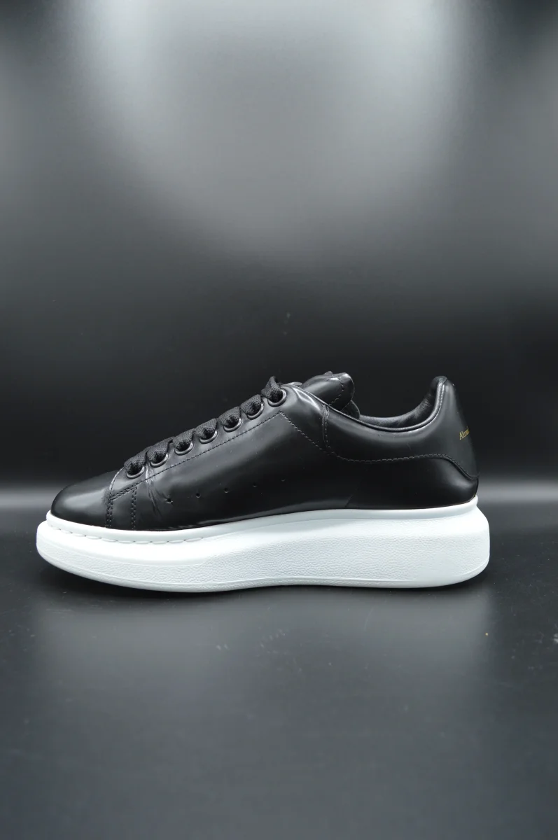 Alexander Mcqueen oversize cuir noir - T36,5 – Image 3