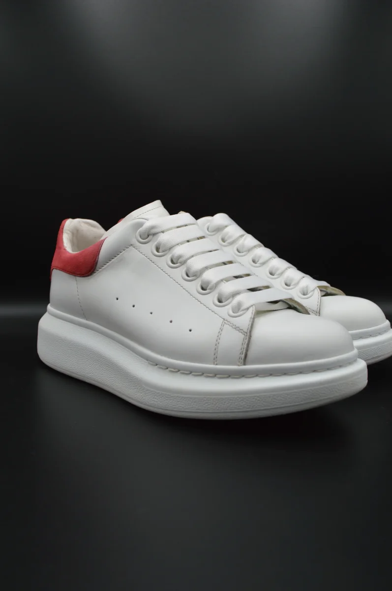 Alexander Mcqueen oversize blanc/ rouge - T37 – Image 6