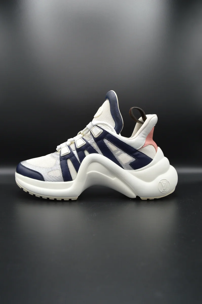 Louis Vuitton archlight bleu/blanc/rose - T37 – Image 4