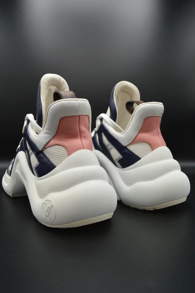 Louis Vuitton archlight bleu/blanc/rose - T37 – Image 8