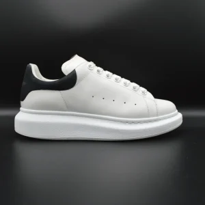 Alexander Mcqueen oversize blanc/noir - T39