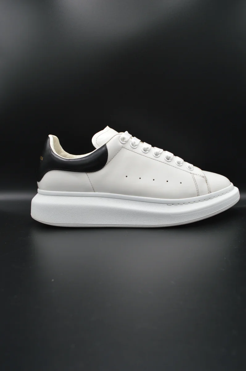 Alexander Mcqueen Oversize blanc/noir - T44 – Image 2