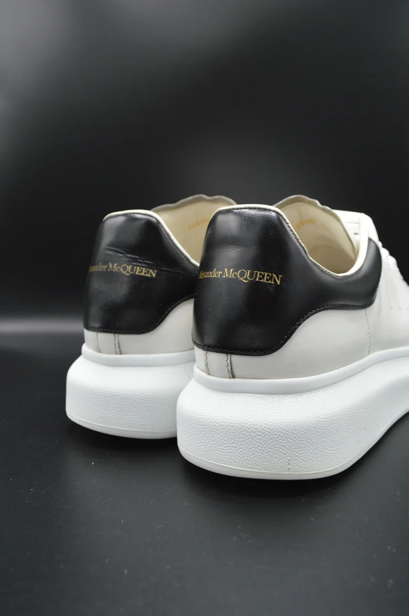 Alexander Mcqueen Oversize blanc/noir - T44 – Image 9