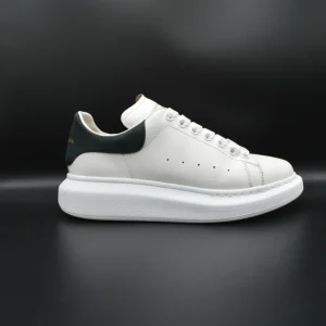 Alexander Mcqueen Oversize blanc/noir - T39