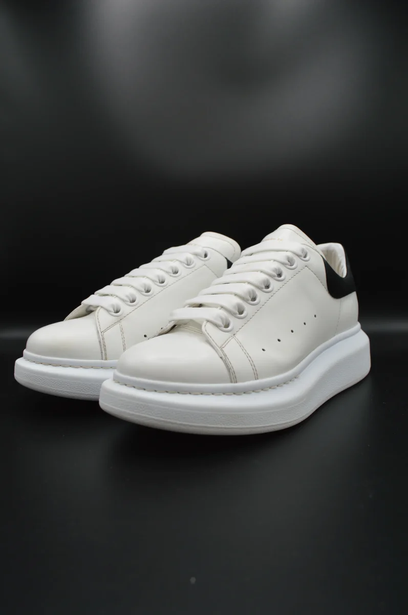 Alexander Mcqueen Oversize blanc/noir - T37 – Image 7