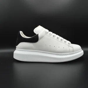 Alexander Mcqueen oversize blanc/ noir - T39