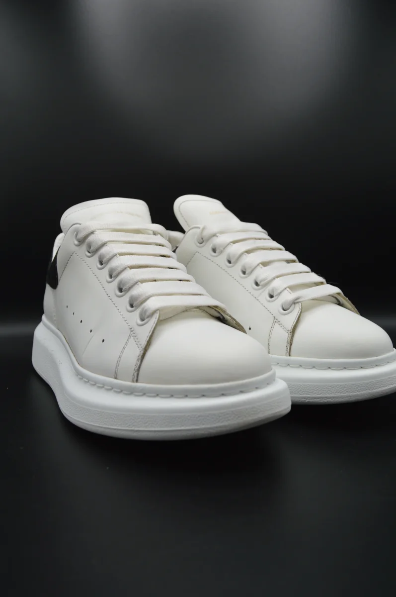 Alexander Mcqueen oversize blanc/noir - T41 – Image 6