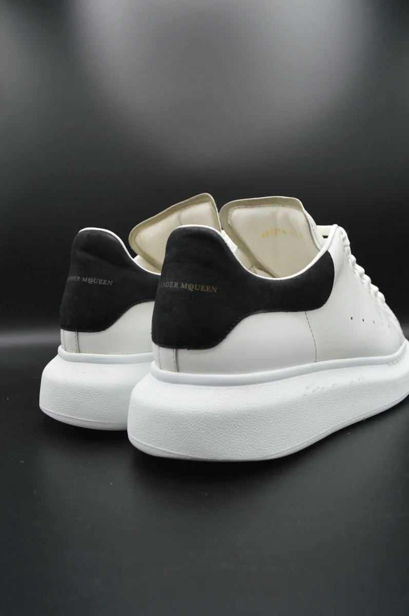 Alexander Mcqueen oversize blanc/noir - T41 – Image 9