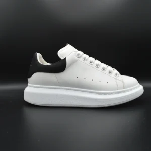 Alexander Mcqueen oversize blanc/noir - T38