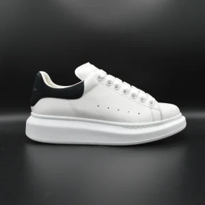 Alexander Mcqueen oversize blanc/noir - T38