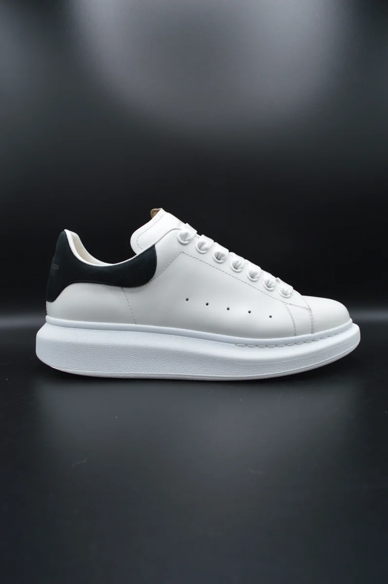 Alexander Mcqueen oversize blanc/noir - T39 – Image 2