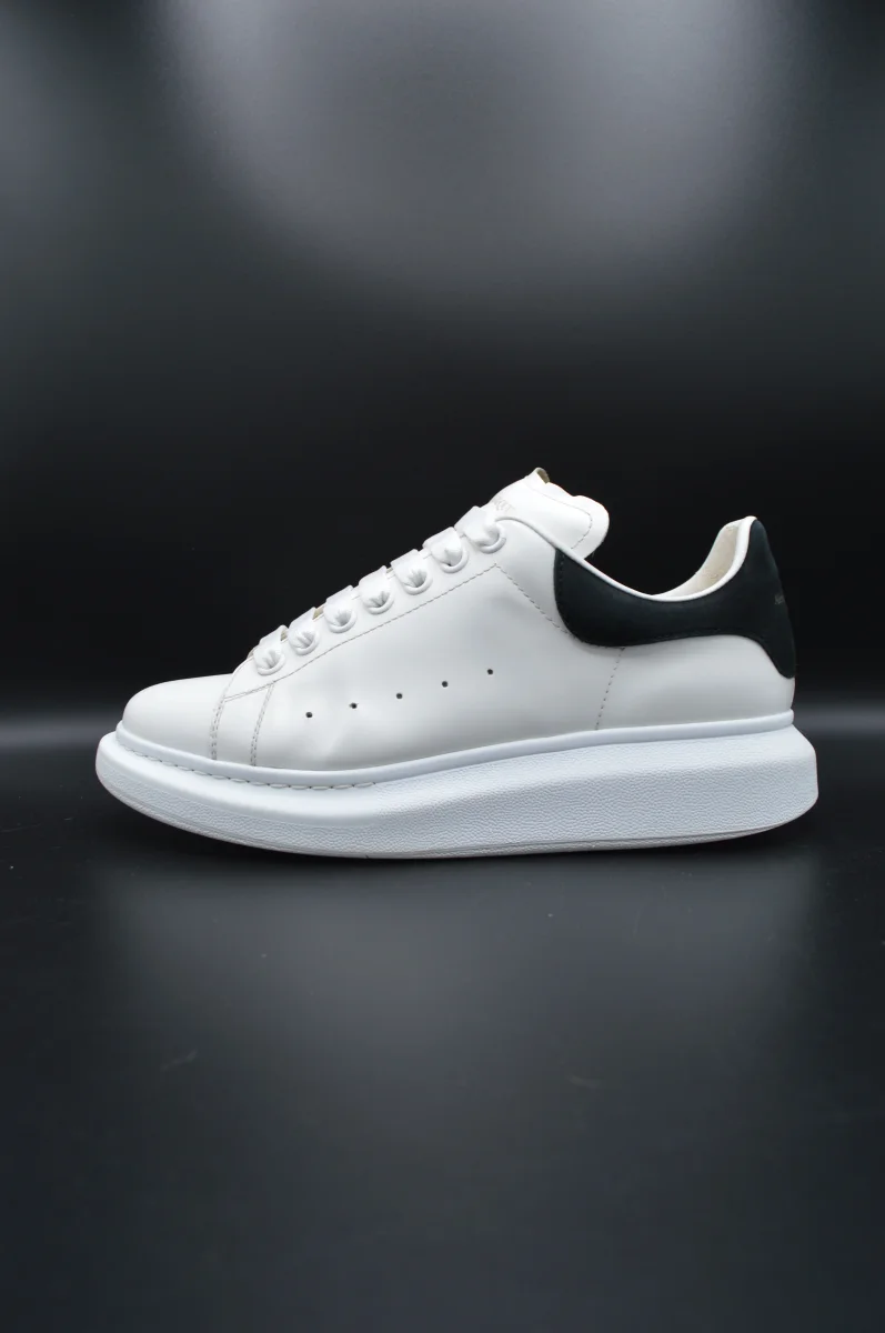 Alexander Mcqueen oversize blanc/noir - T39 – Image 4