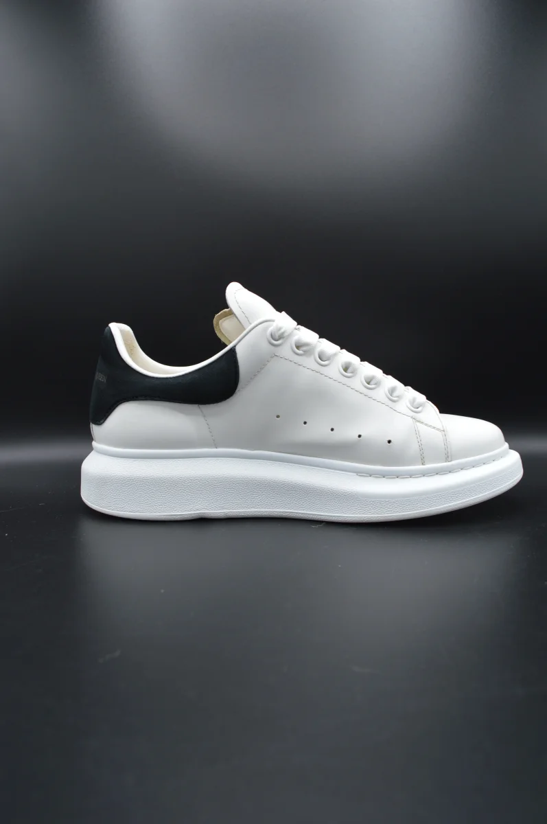 Alexander Mcqueen oversize blanc/noir - T39 – Image 5