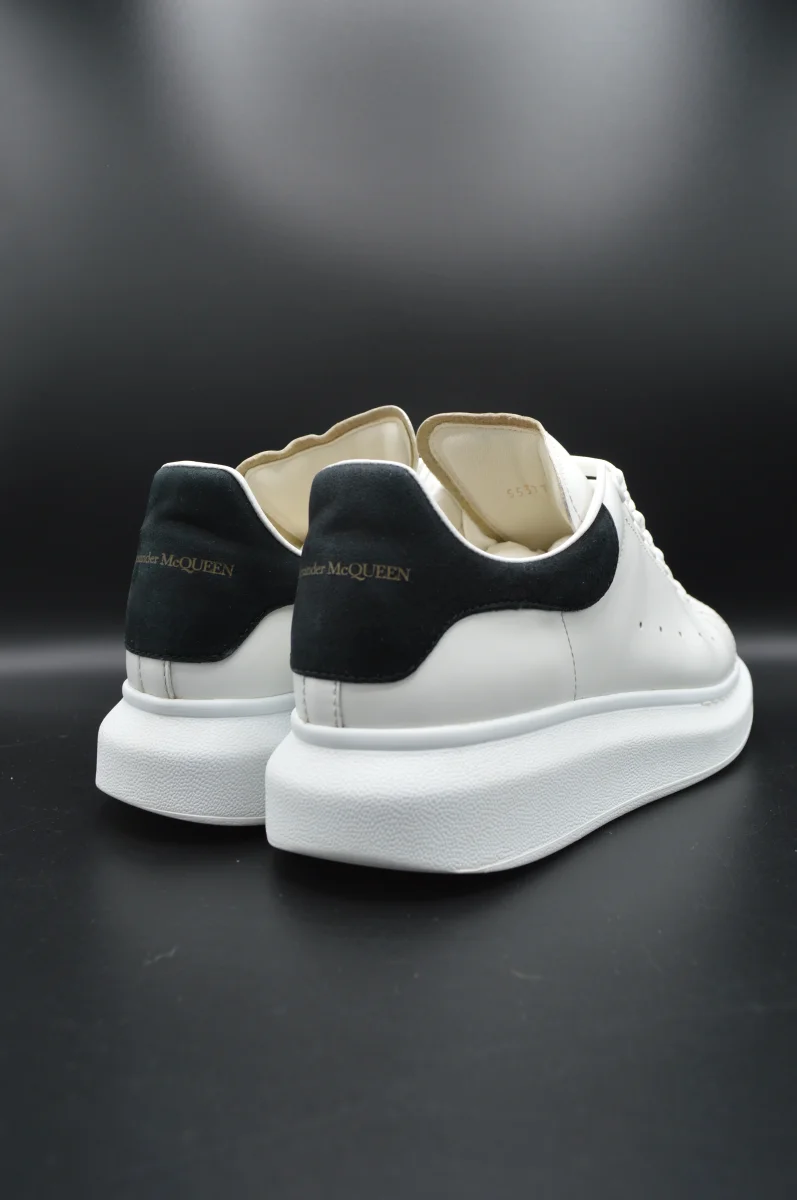 Alexander Mcqueen oversize blanc/noir - T39 – Image 9