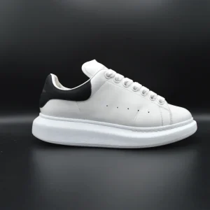 Alexander Mcqueen oversize blanc/noir - T38