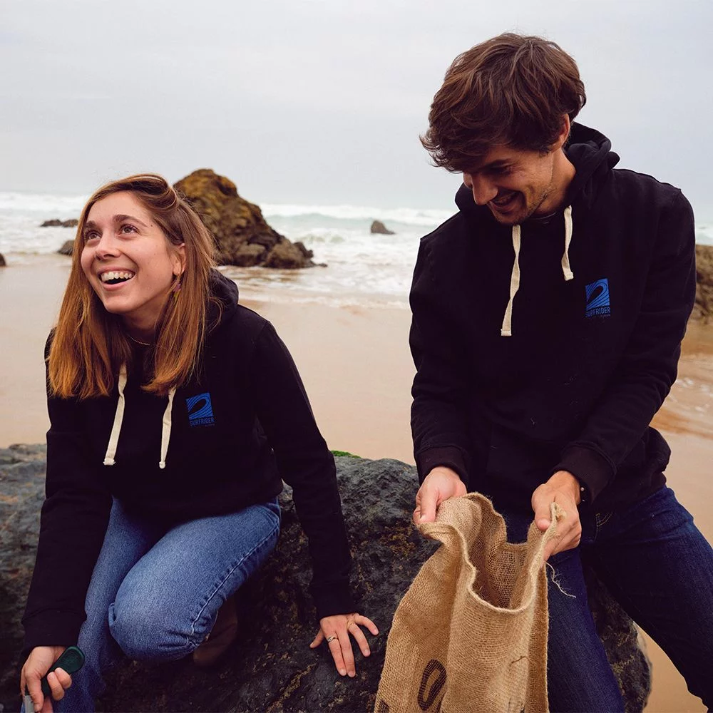 BLACK UNISEX HOODIE – BLUE SURFRIDER LOGO – Image 3
