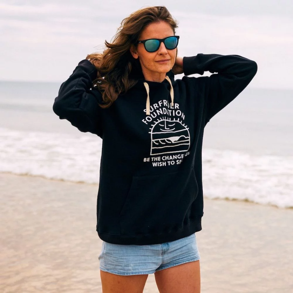 Black Hoodie Surfrider X Keep Earth Around – Be the change – Image 4