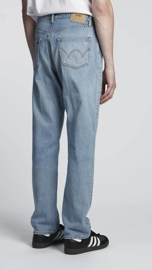 EDWIN - Loose Straight Kaihara Blue Light Used – Image 3