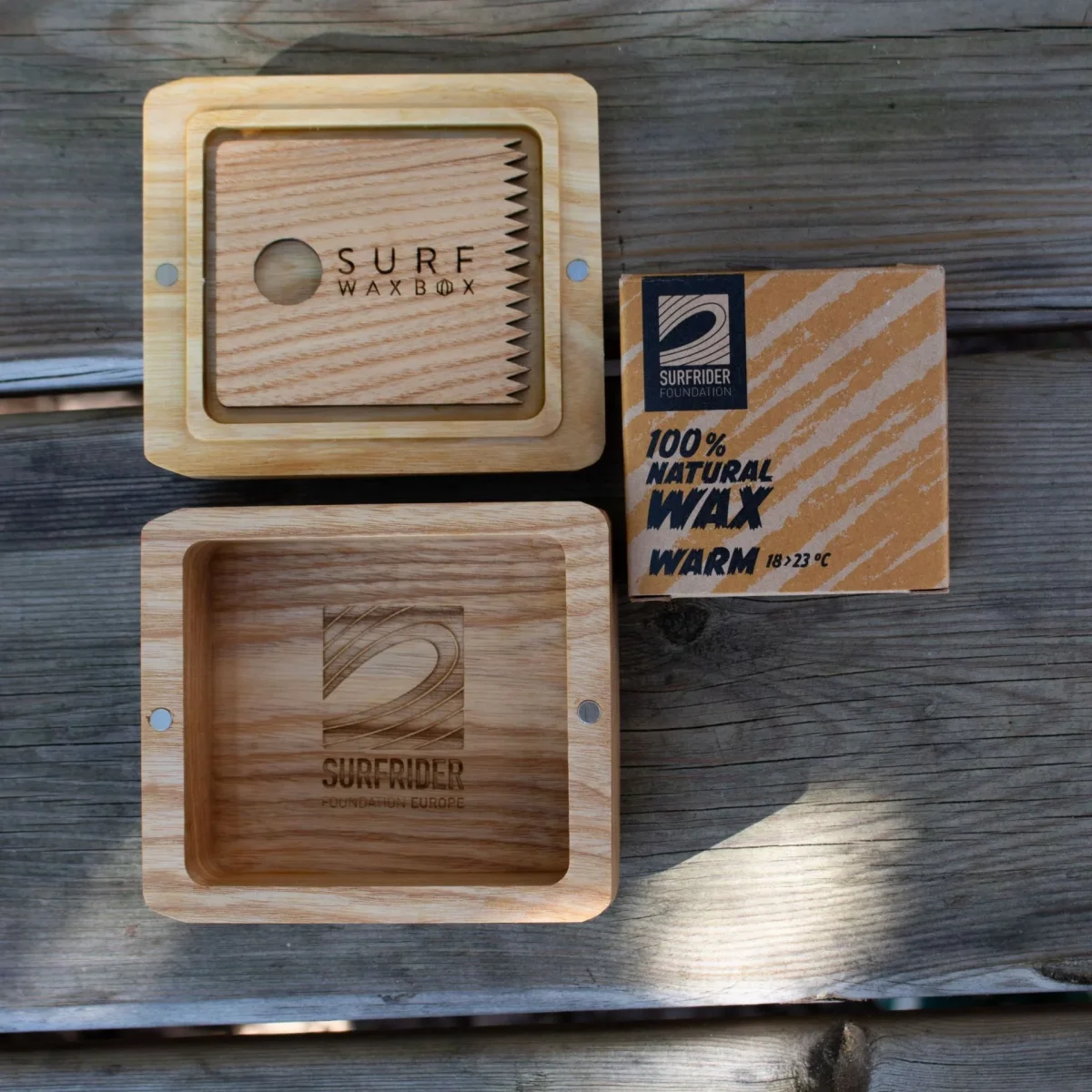 Kit Wax et Waxbox en bois gravé avec peigne « Surfrider » – Image 6