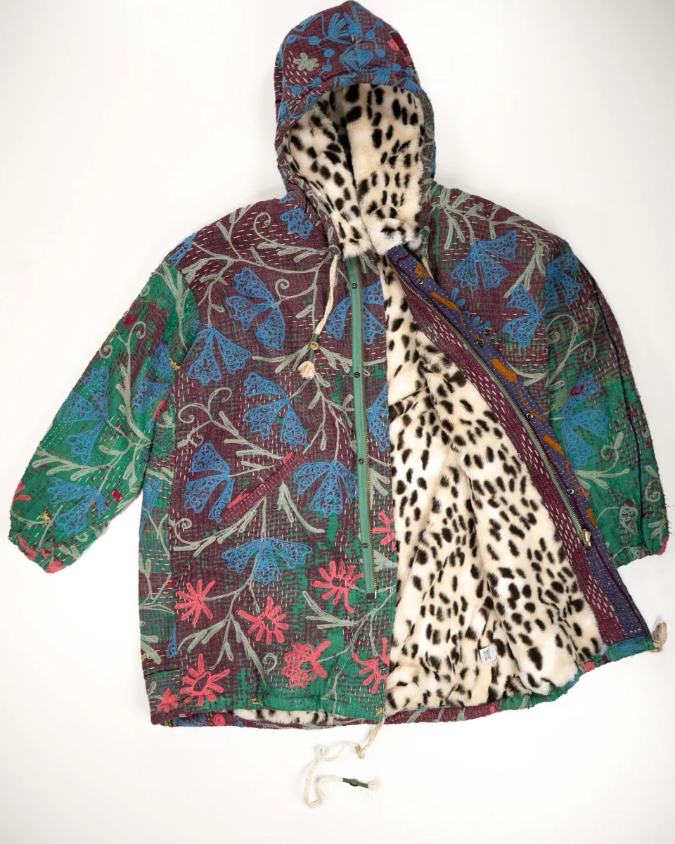 L’ÎLE BLEUE - MANTEAU LONG FOURRÉ MEENU SUZANI VIOLET – Image 4