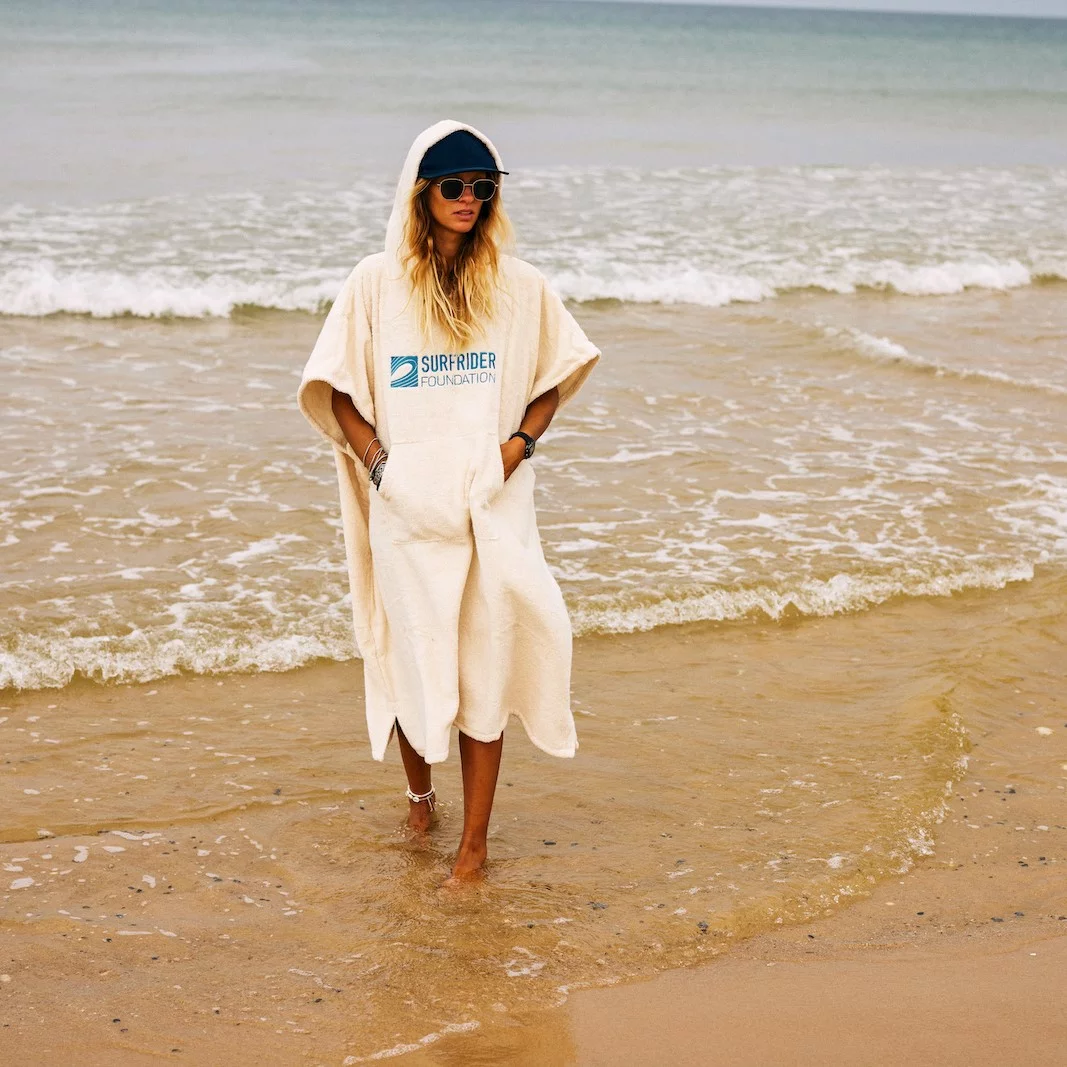 Surf, swim and beach poncho – Image 3