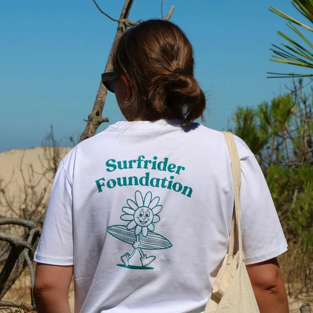 T-shirt unisexe blanc – Surfing flower – Image 5
