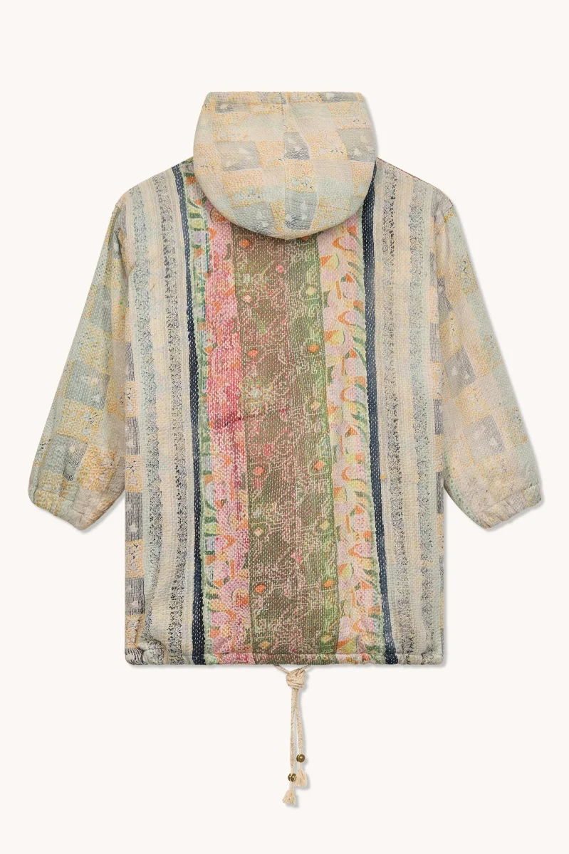 L'ÎLE BLEUE - MANTEAU KANTHA LONG FOURRÉ MEENU – Image 4