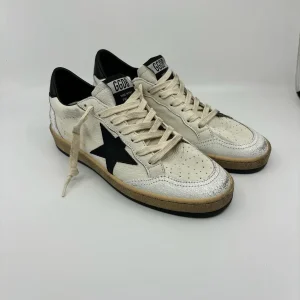 Ball Star - Classic Blanche étoile noire et talon noir