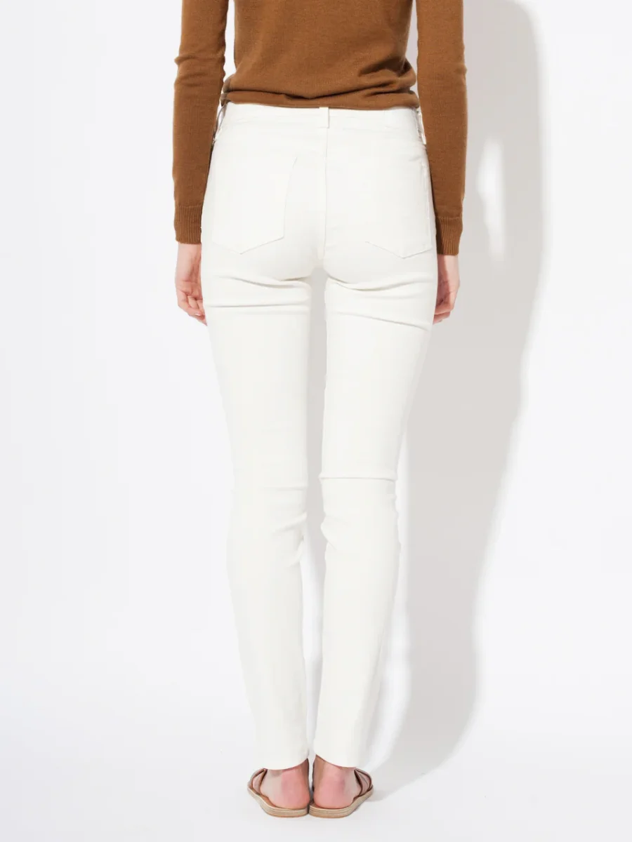 ALISON SKINNY – Image 5